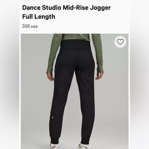Lululemon Dance Studio Mid-Rise Jogger
Full Length size 4
